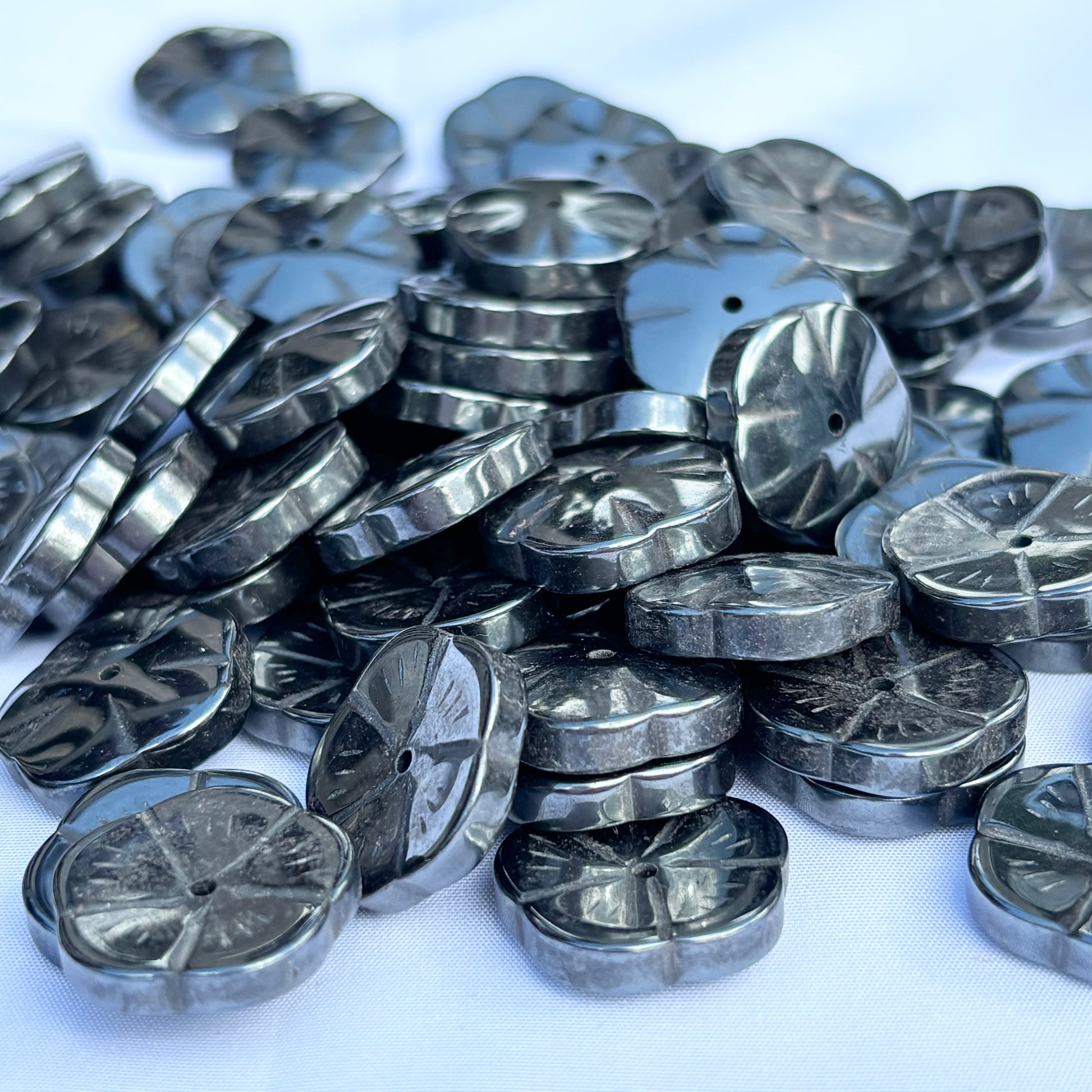 Hematite Flowers Pack of 20 from UK Wholesale Crystals